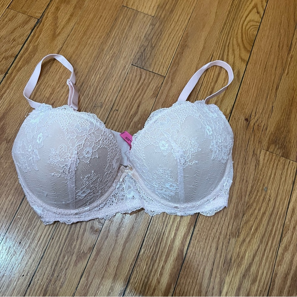 Betsey Johnson Pink lace Bra
